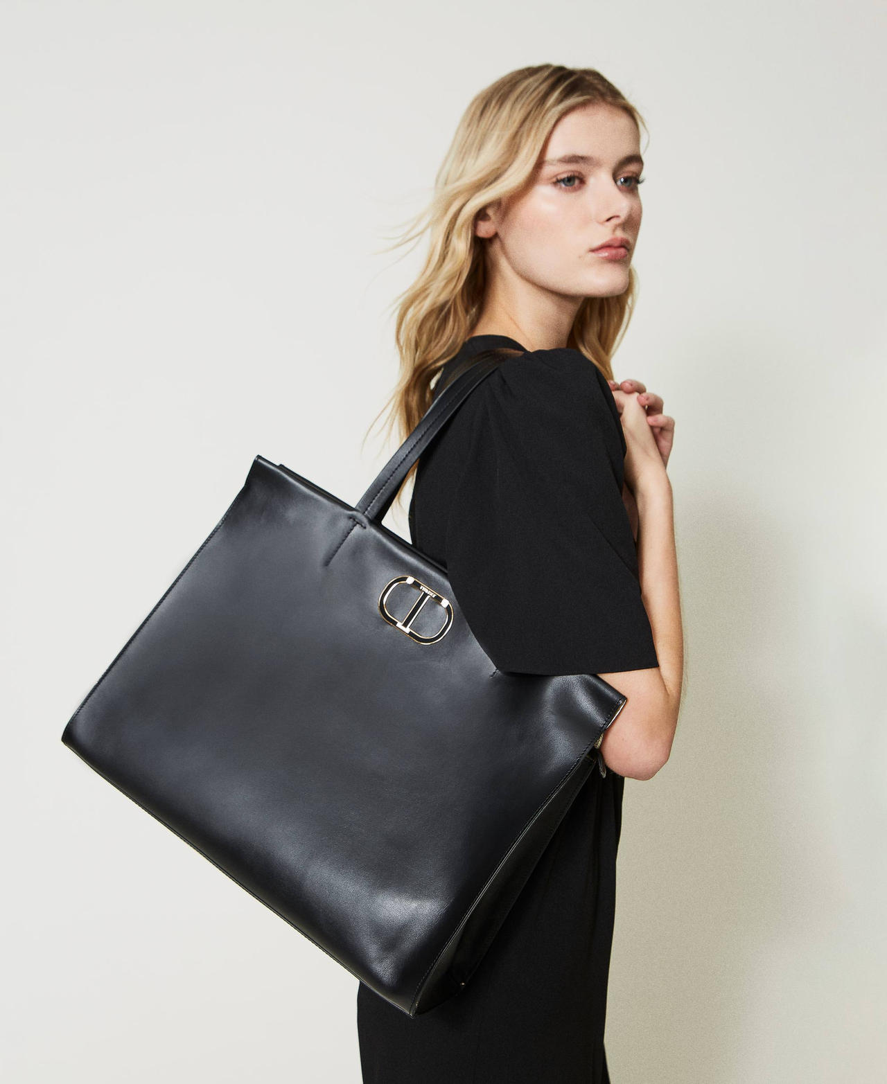 Shopper „Étoile“ aus Doubleface-Leder Schwarz Frau 231TD844A_00006_0S