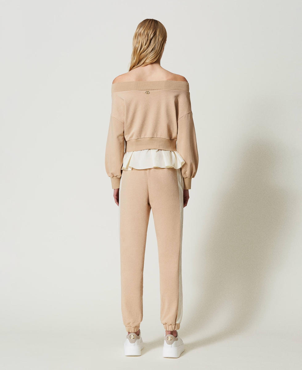 Plush fabric and poplin trousers