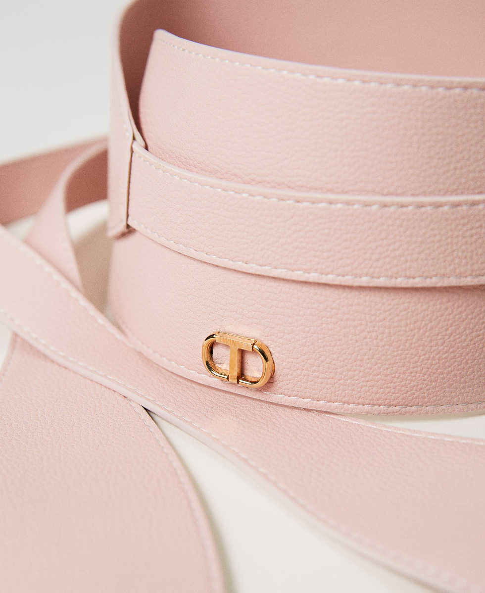 Sash belt with Oval T