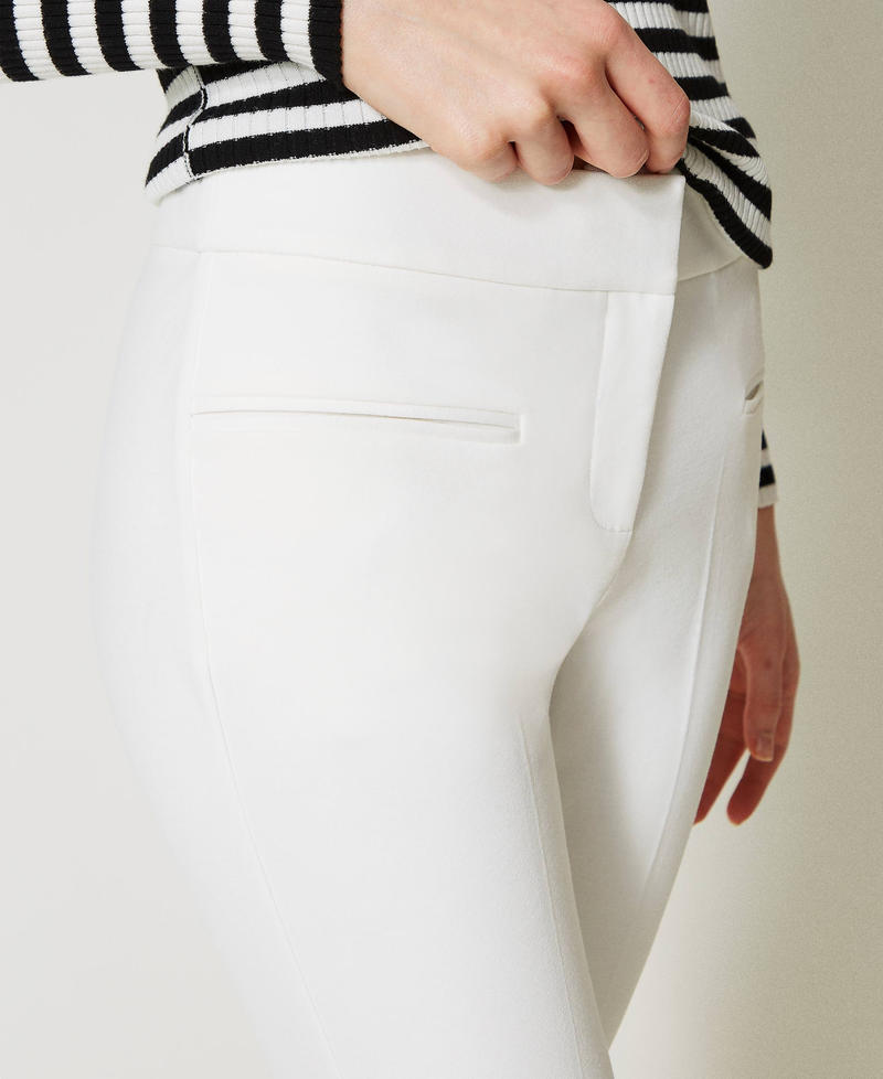 Pantalon avec finition tressée et œillets Blanc Neige Femme 231TP2121-04