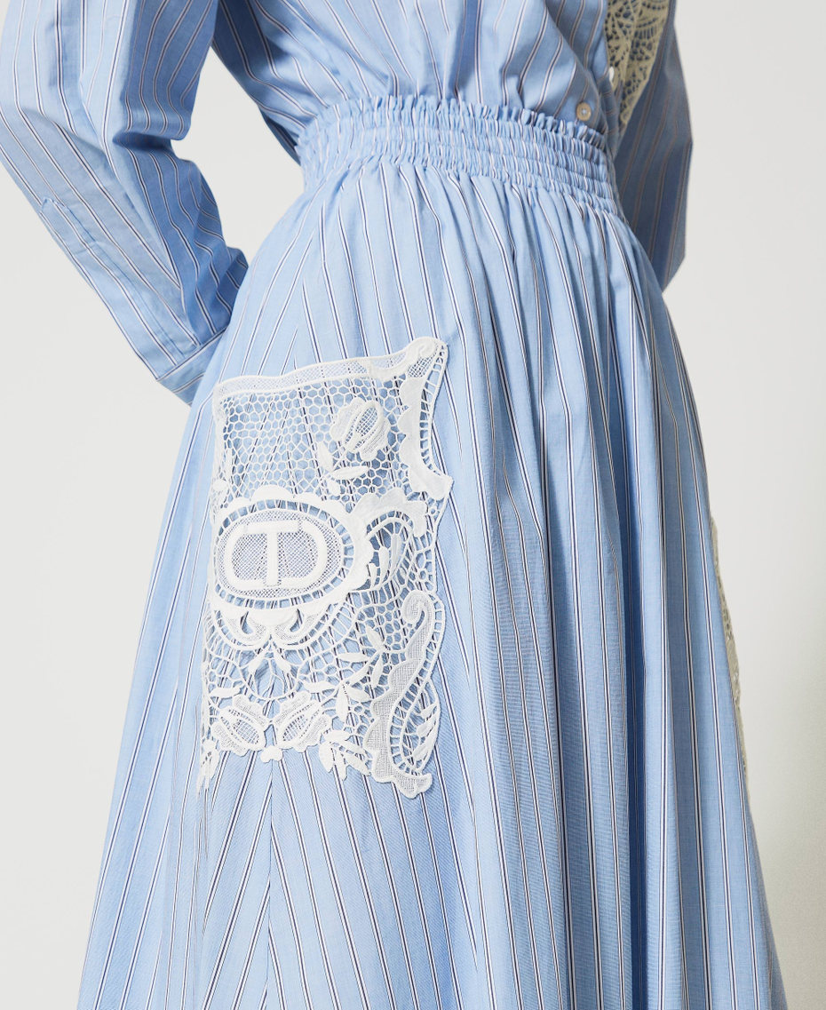 Falda de popelina de rayas con bordado Rayas Azul / Blanco «Nieve» Mujer 231TP2157-04