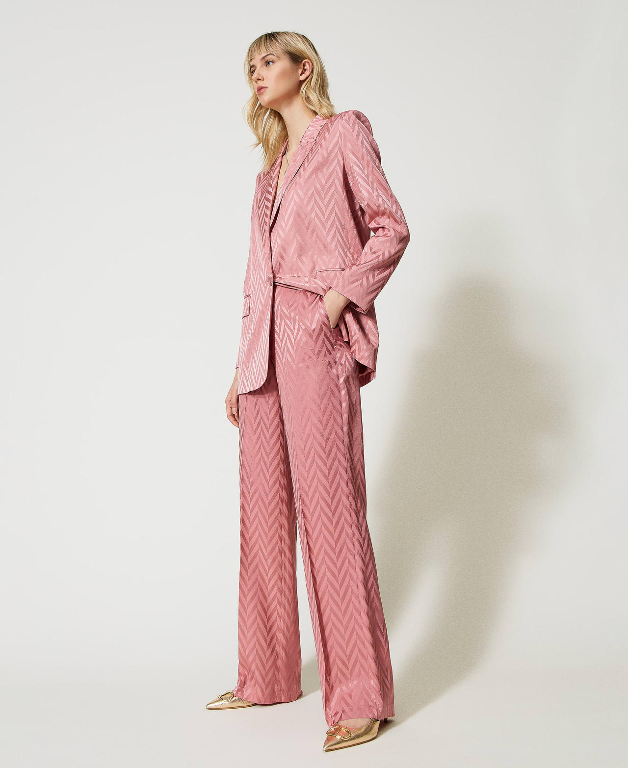 Jacquard trousers with chevron pattern Dark Rose Woman 231TP2166_00765_02
