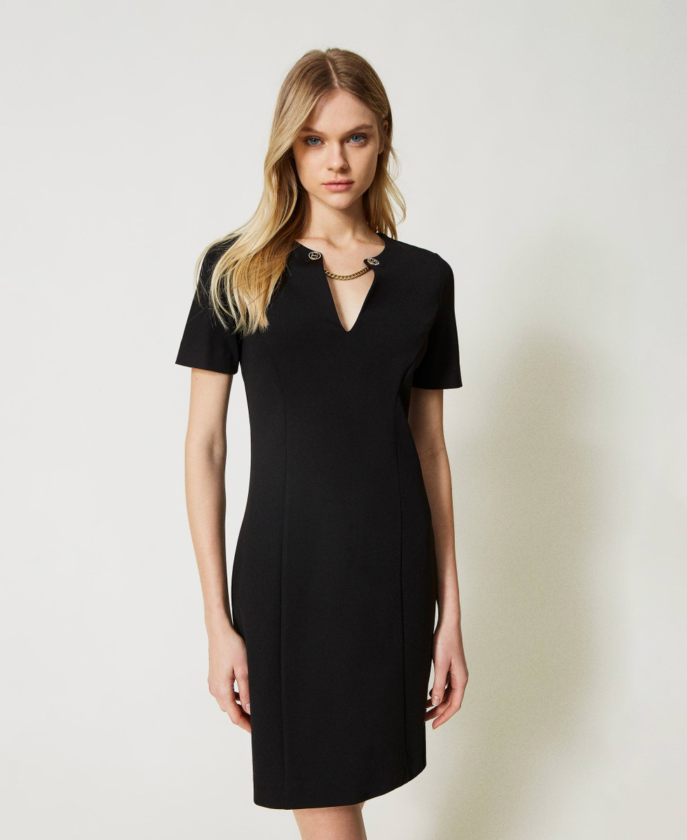 Kleid mit knöpfen eng clearance
