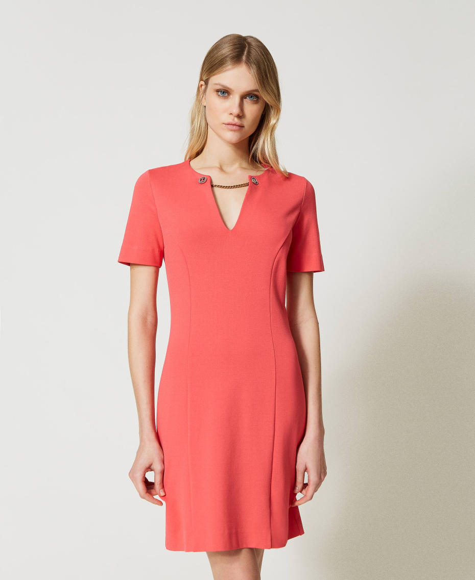 Приталенное платье с пуговицами Oval T Розовый Азалия женщина 231TP2186-01
