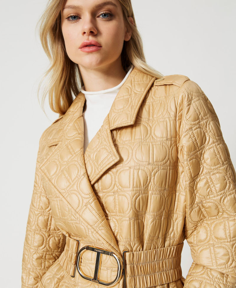 Trench imbottito con Oval T all over Beige "Canapa Chiaro" Donna 231TP2242_10315_04
