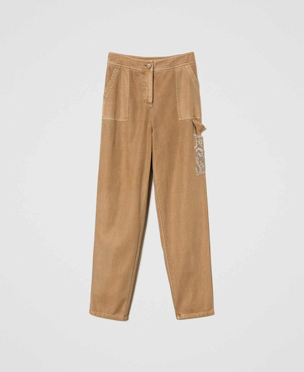 Pantalon cargo en bull avec macramé