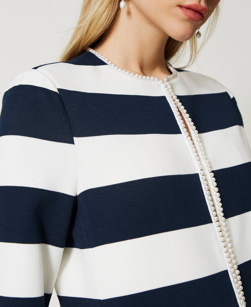 Giacca a righe bianche e blu store