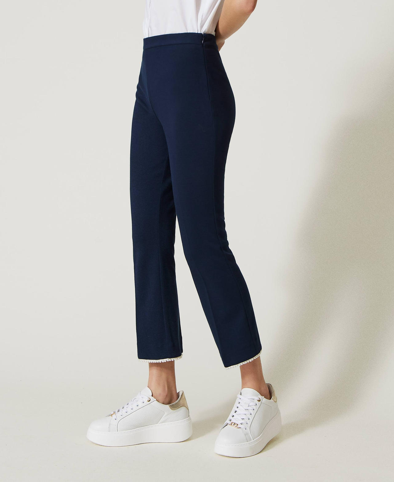 Cropped trousers with pearls Indigo Woman 231TP229E-02