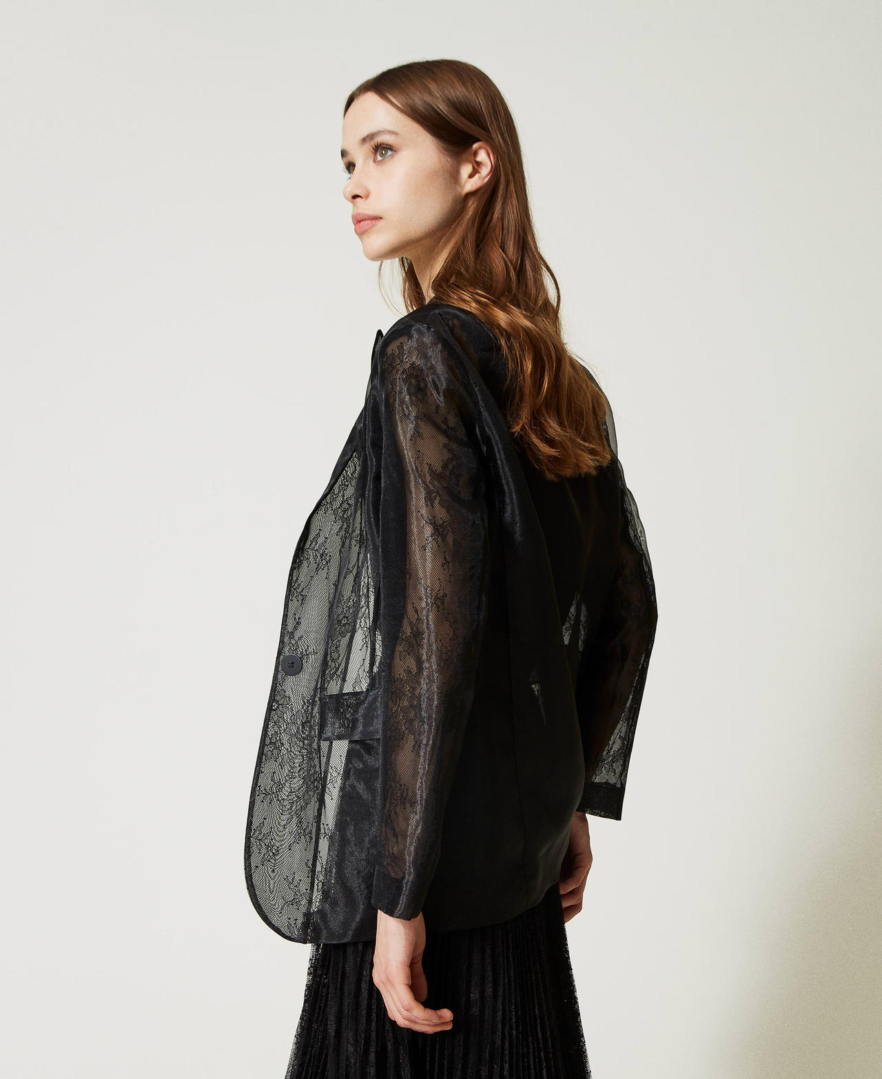 Giacca blazer Twinset Actitude monopetto con ricami in pizzo donna