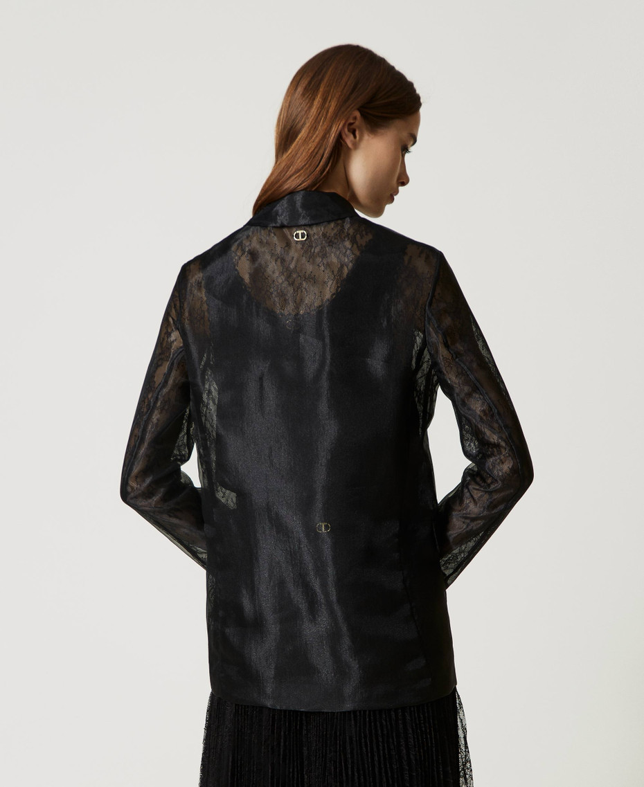 Come Abbinare Una Giacca In Pizzo Grigia Con Eleganza - Foto 5