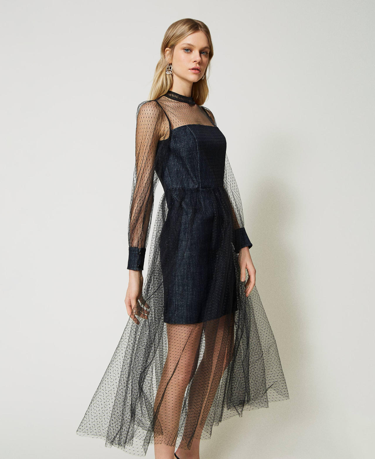 Robe longue en jean et tulle