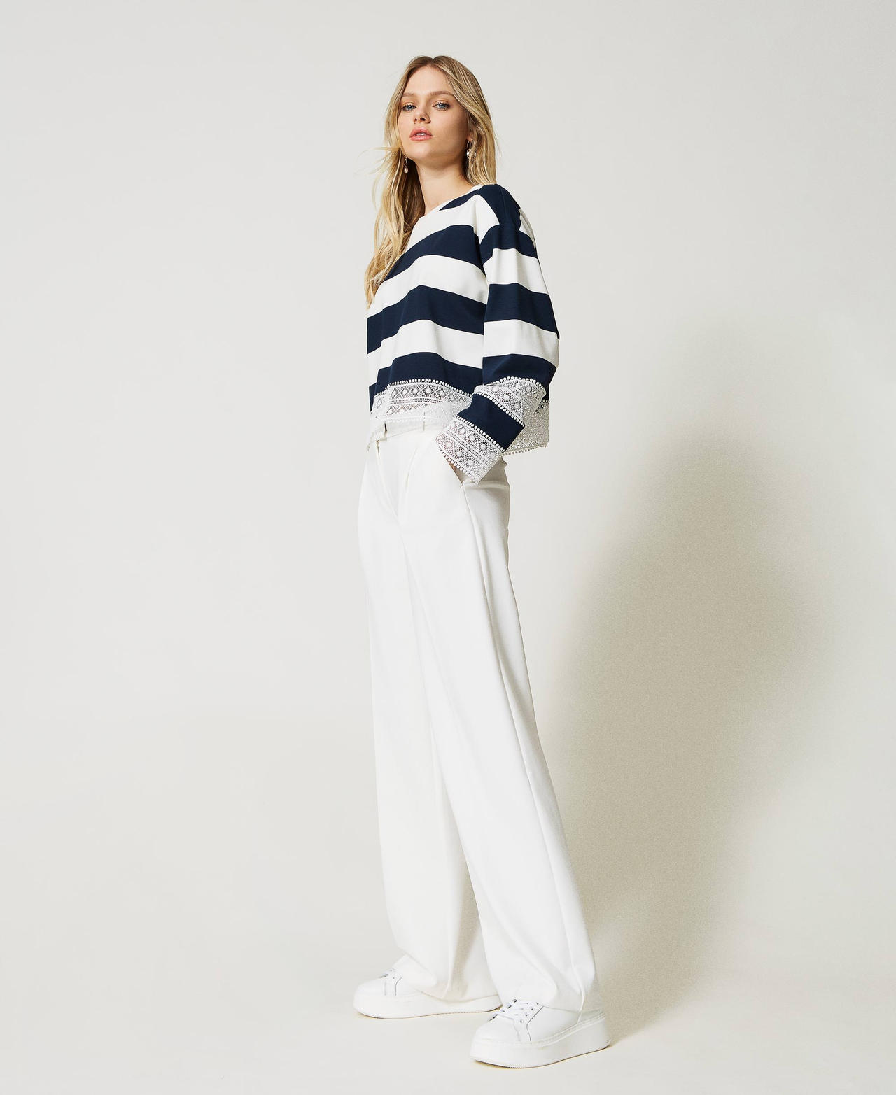 Wide leg trousers with Oval T buckle White Snow Woman 231TP2371-02