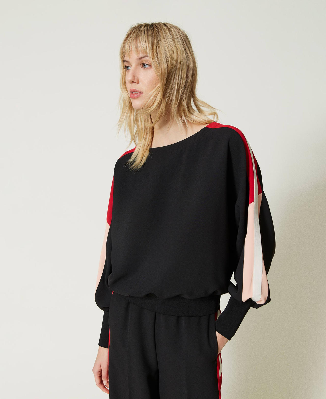Cr&ecirc;pe cady blouse with colour bands