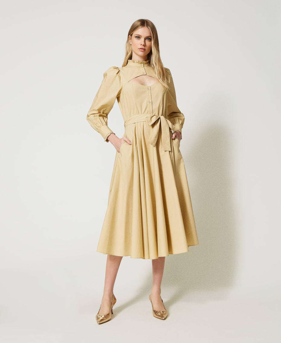 Robe en popeline avec ouverture