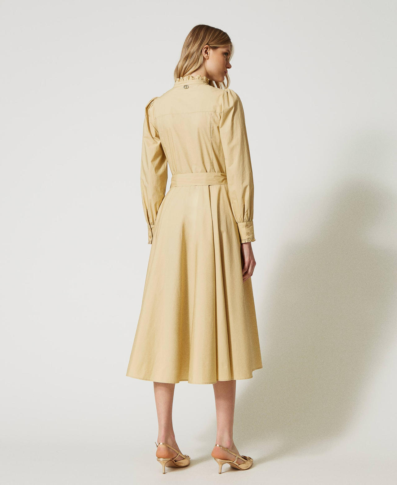 Poplin dress with opening