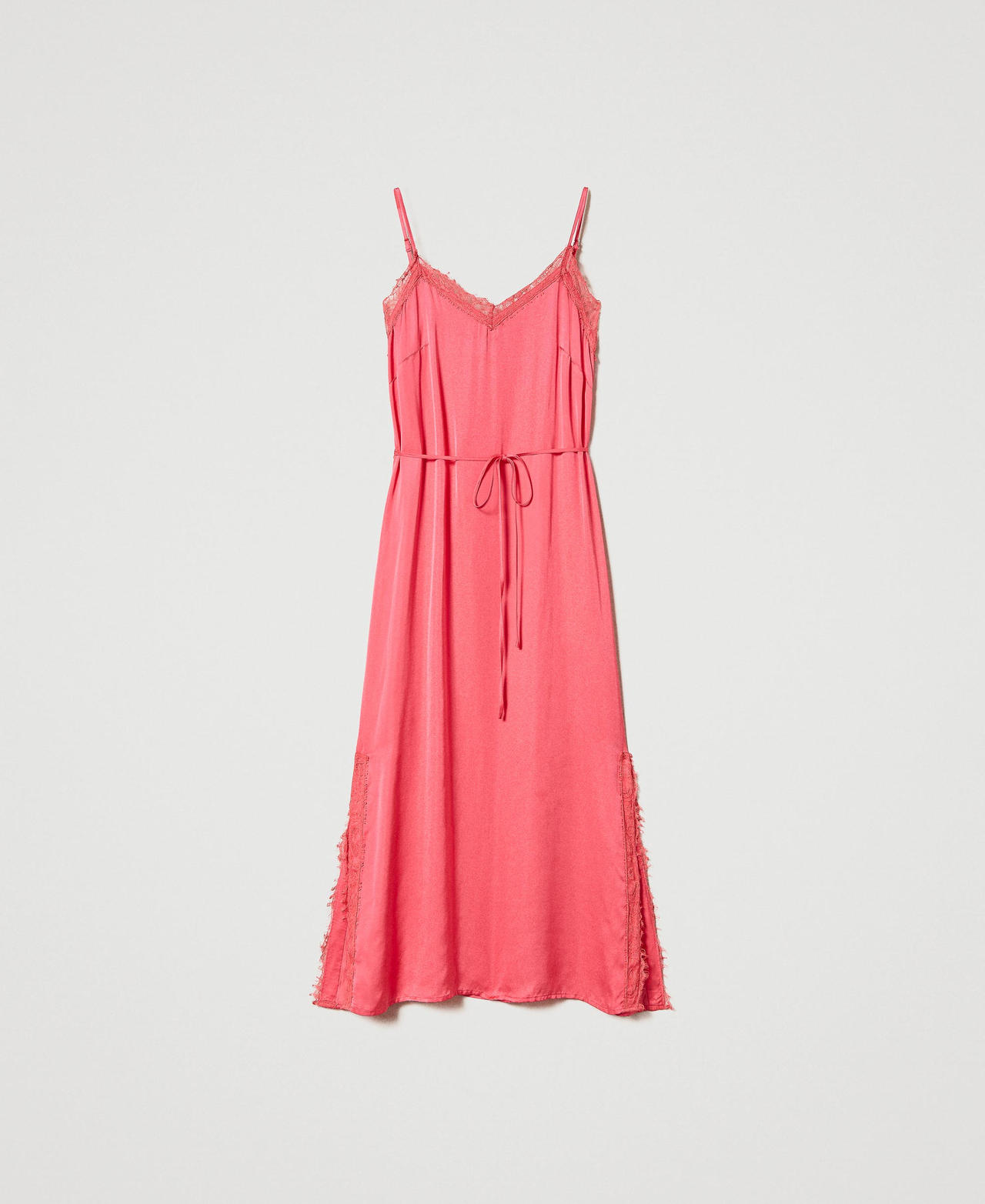 Long satin dress with lace