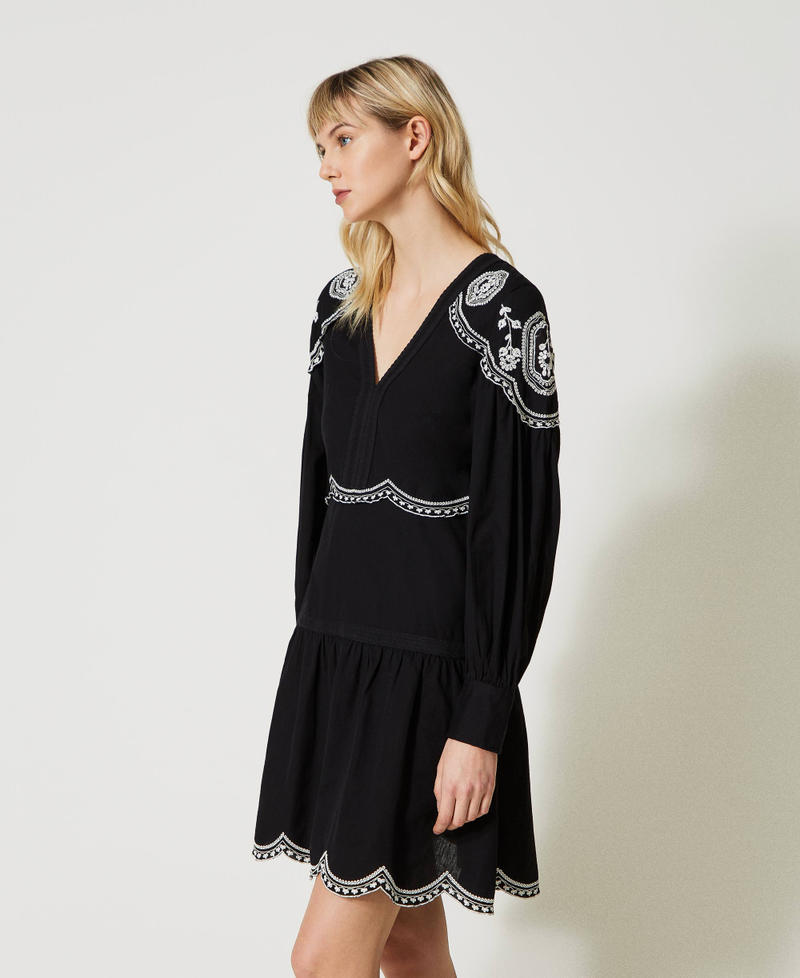 Dress with contrasting embroideries “Snow” White / Black Embroidery Woman 231TP2490-02