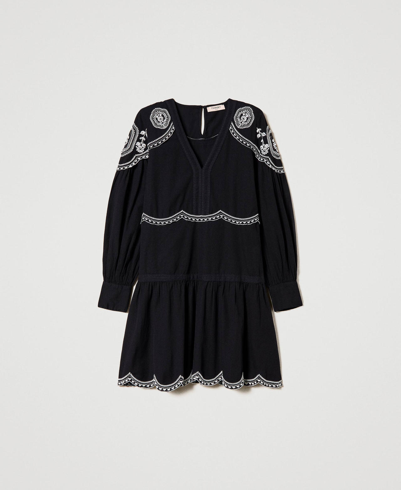 Dress with contrasting embroideries “Snow” White / Black Embroidery Woman 231TP2490-0S
