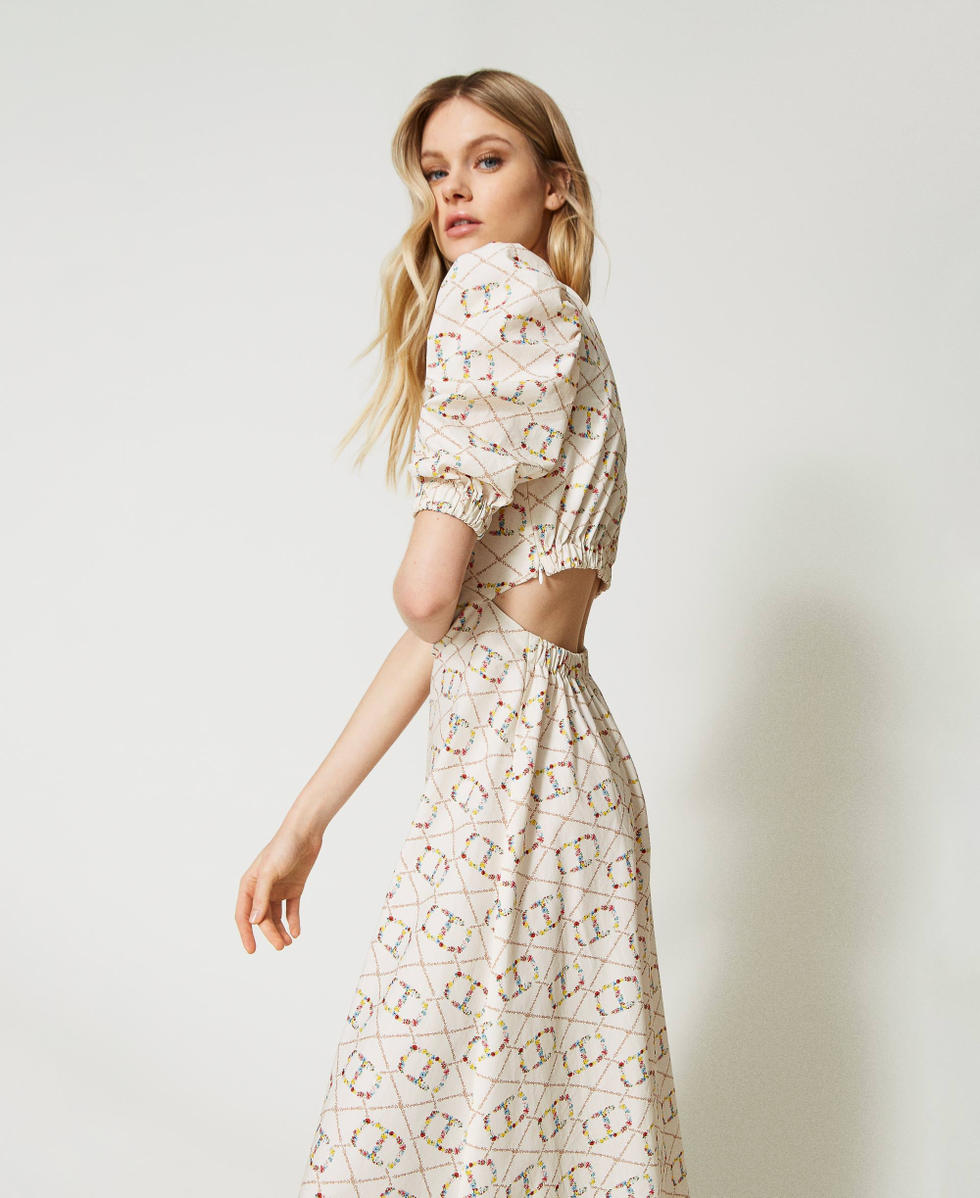 Robe mi-longue avec Oval T all-over