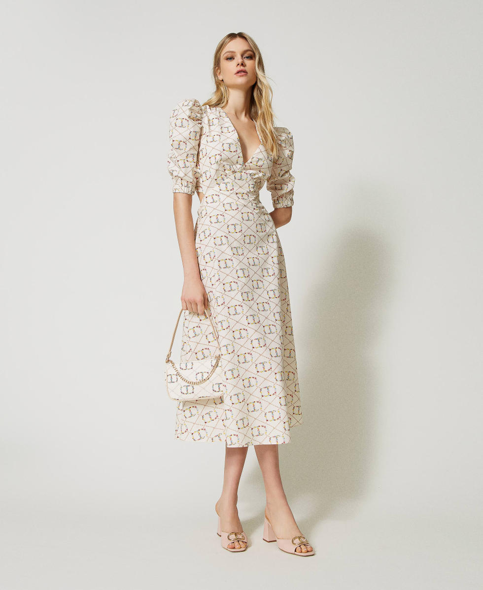 Robe mi-longue avec Oval T all-over