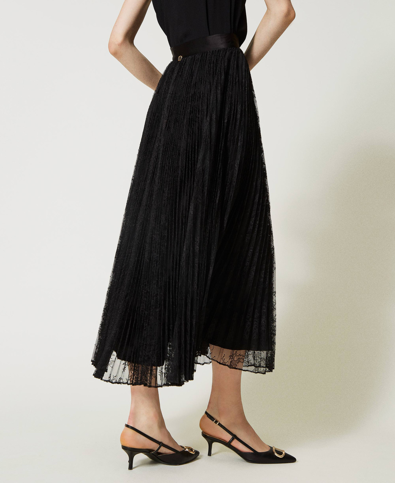 Jupe Plissée En Dentelle Noire BCBG Max Azria Taille 8 - Neuve Avec étiquette, Longueur Genoux