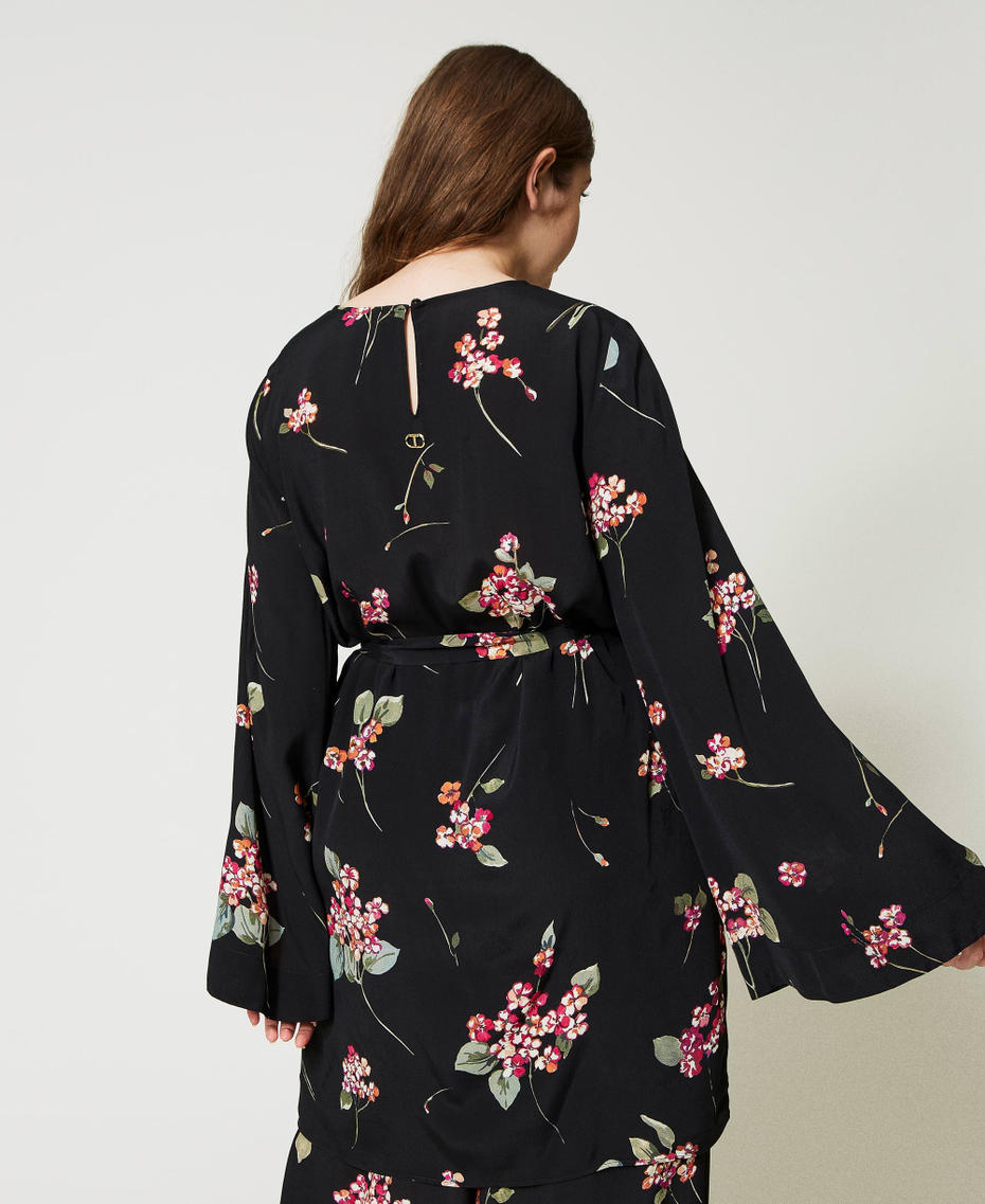 Vestido estilo túnica de crepé de flores Estampado Buqué Negro / Multicolor Mujer 231TP2703-04