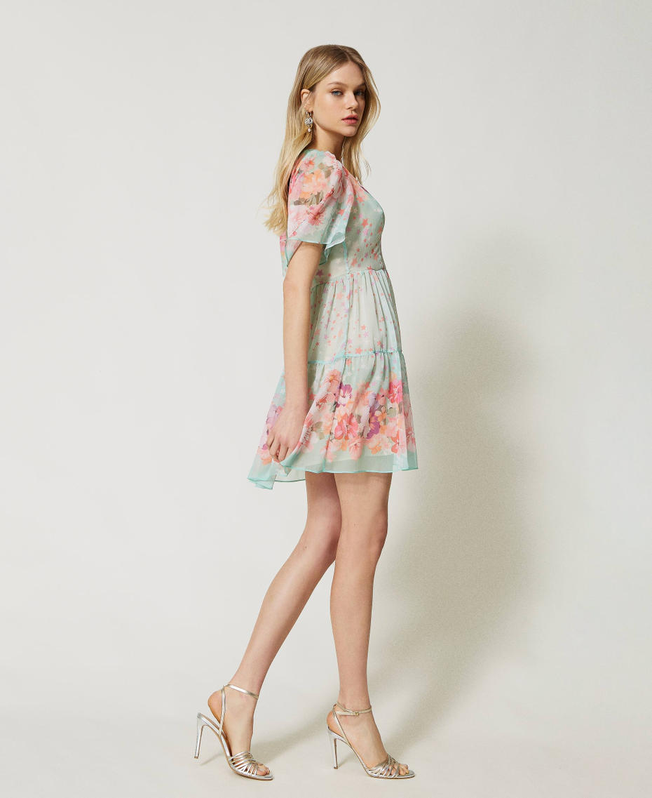 Robe courte en crépon