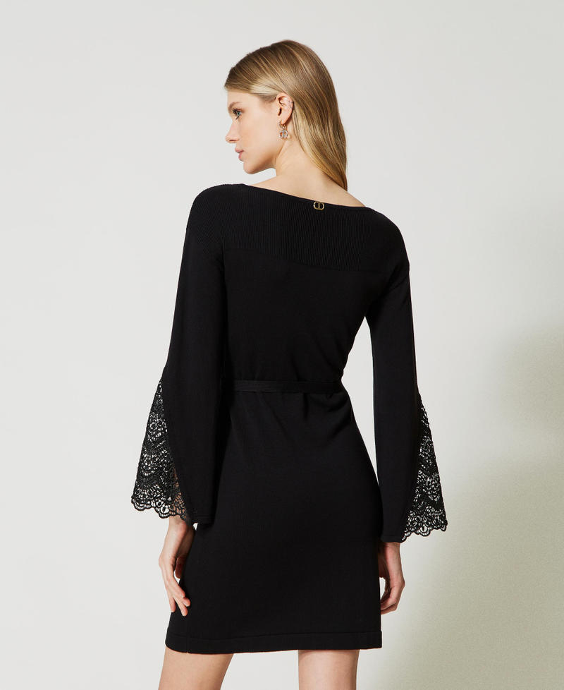 Abito con inserti in pizzo macramè Nero Donna 231TP3041_00006_04