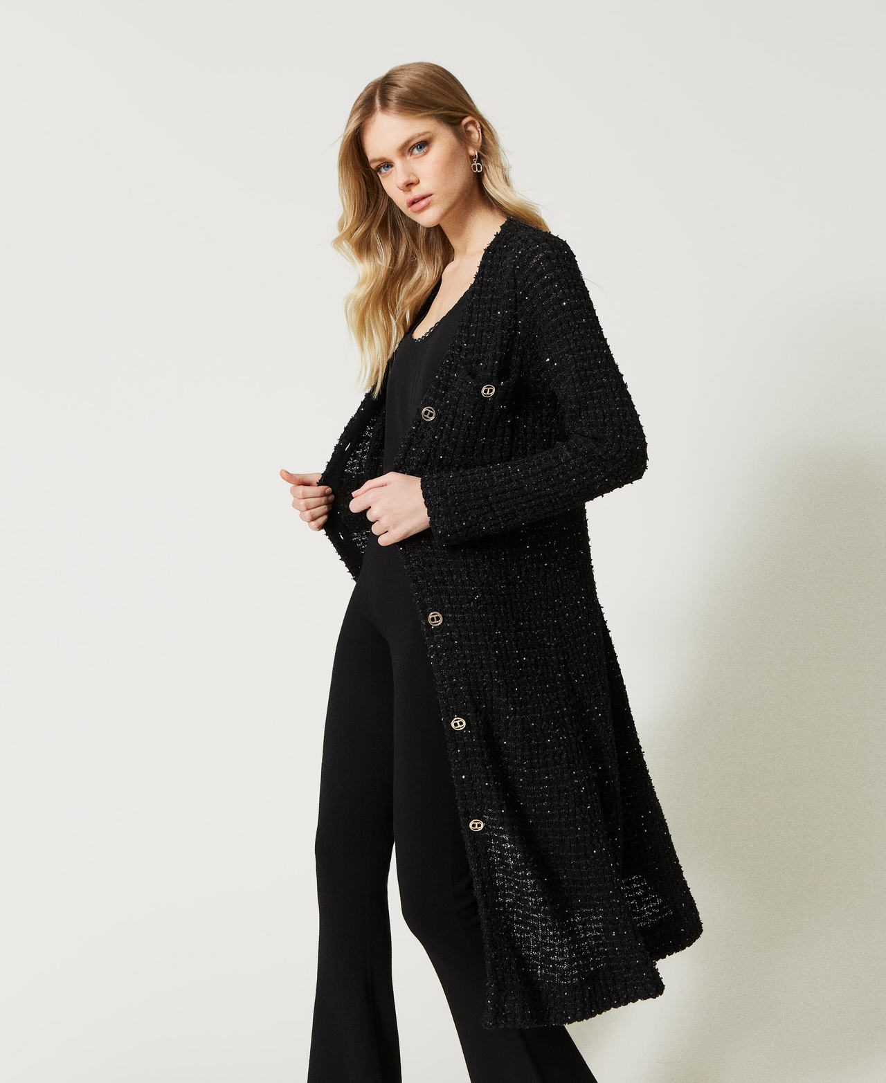 231TP3080_00006_01?quality=