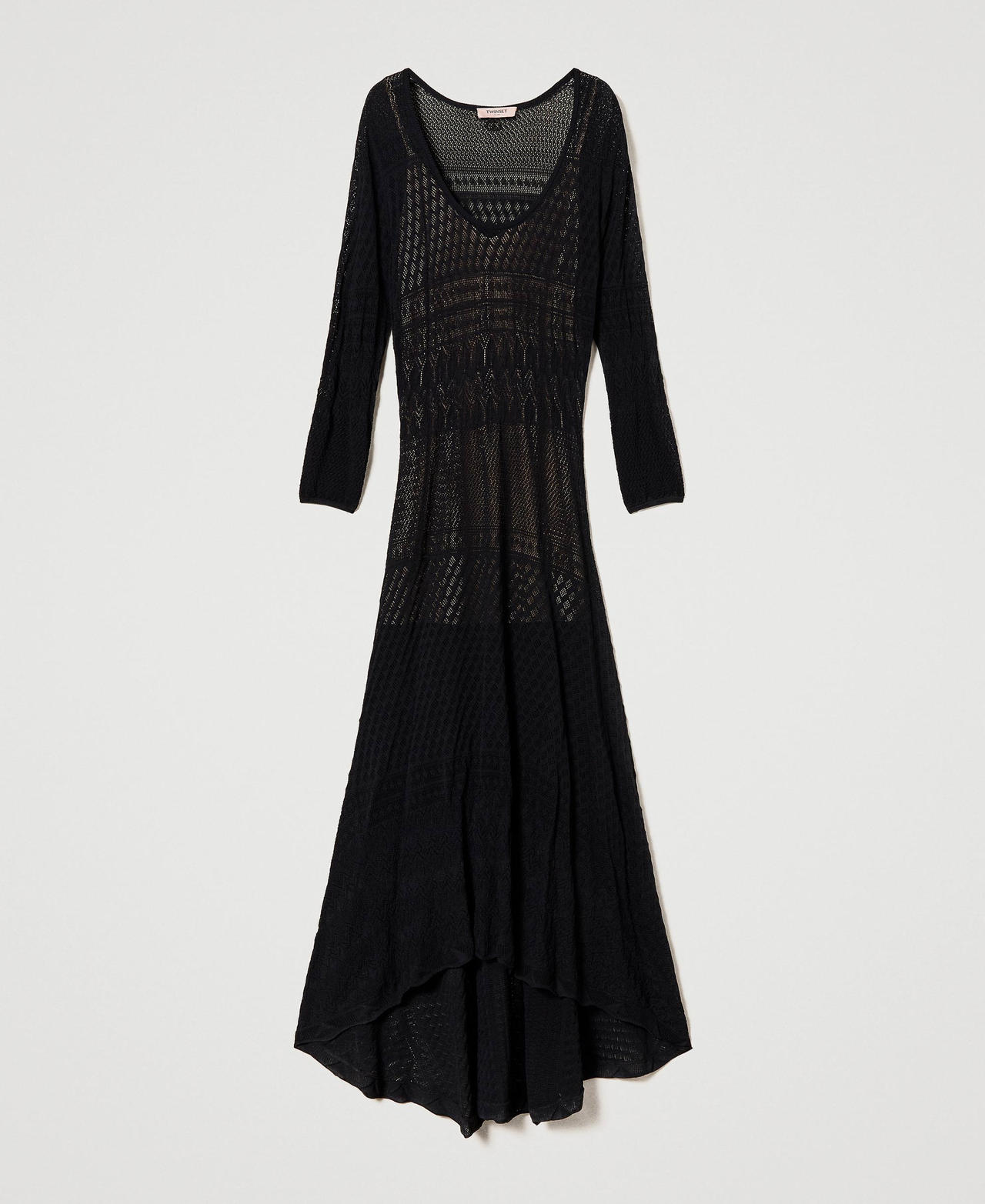 Robe longue en point dentelle