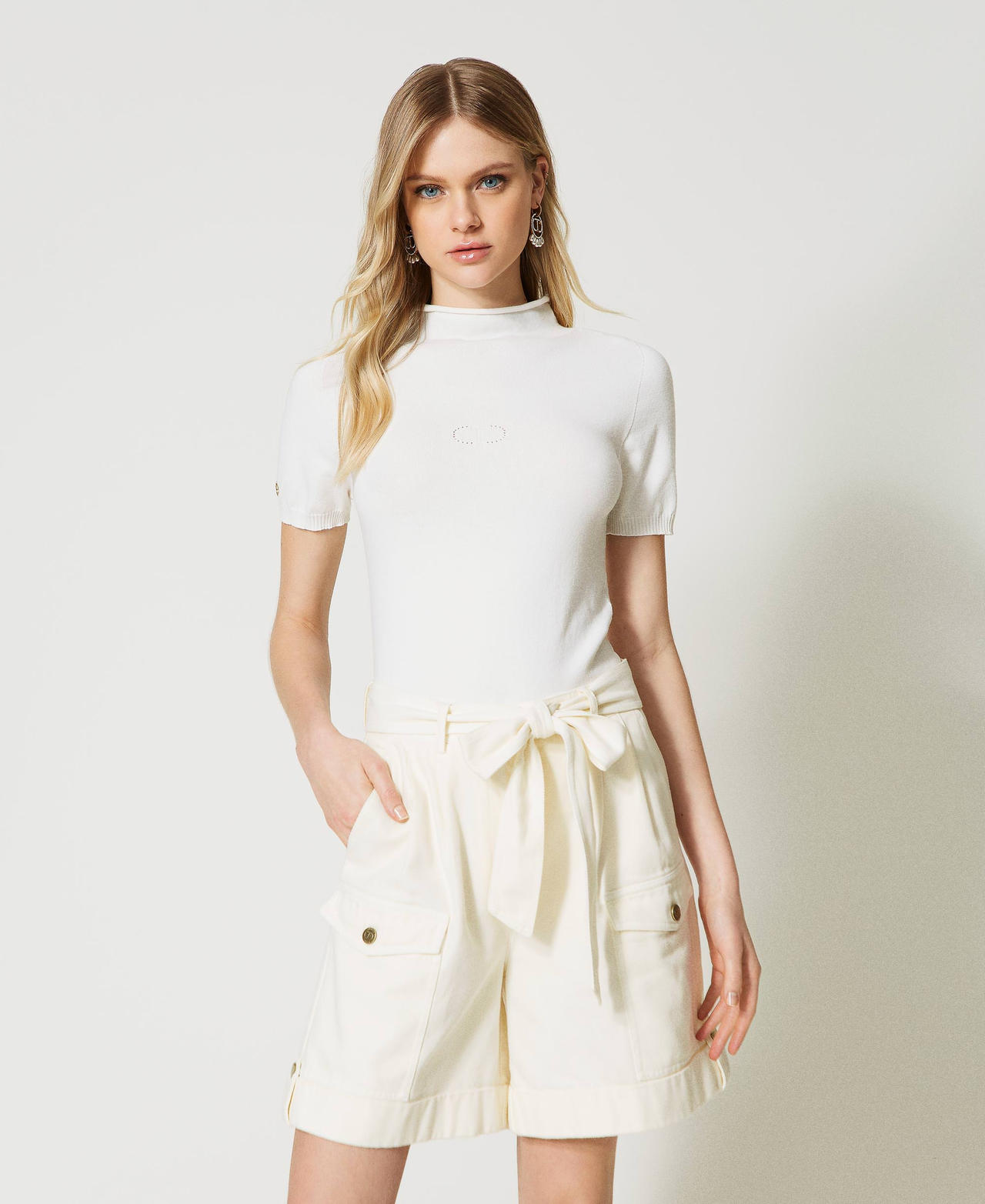 Seamless turtleneck jumper