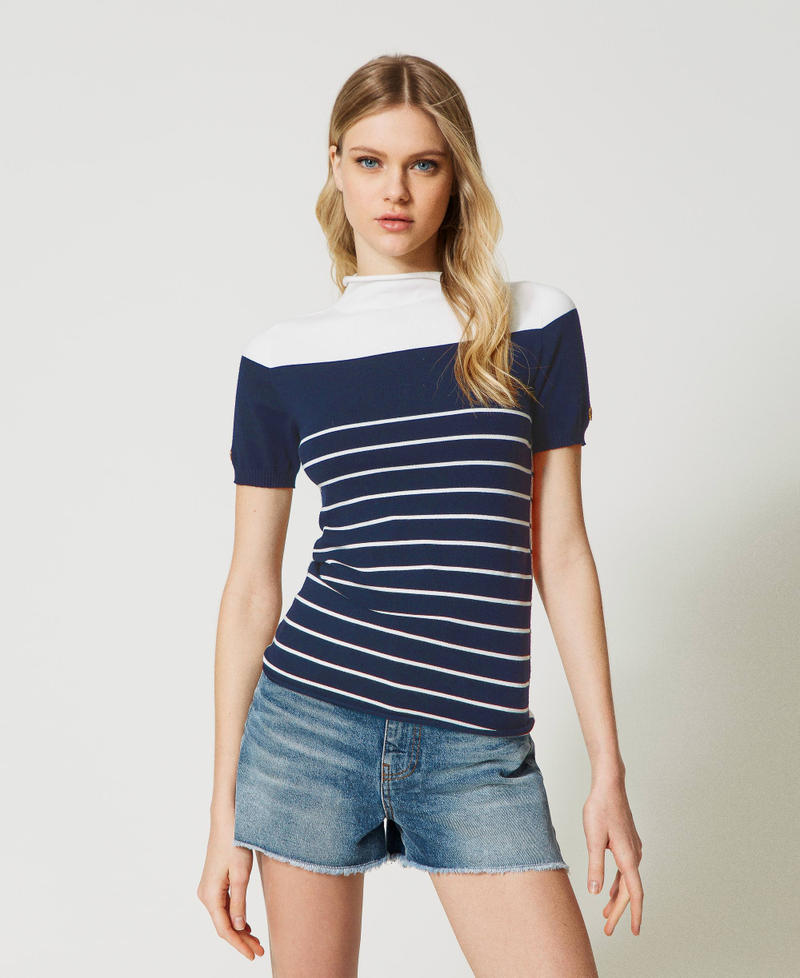 Seamless turtleneck jumper Two-tone “Snow” White / “Indigo” Blue Woman 231TP3190_05962_01