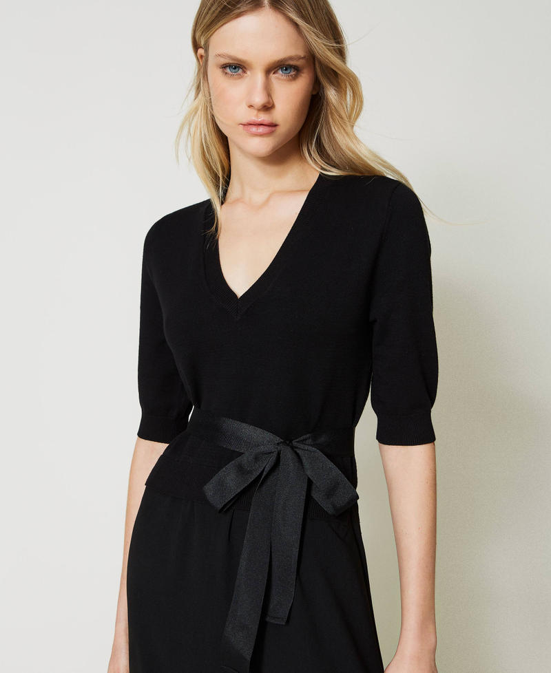 Robe longue en maille et crêpe de Chine