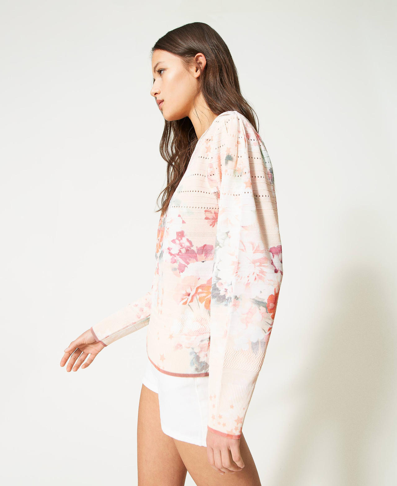 Pullover mit Blumenprint Blumenprint Flieder / Orange Frau 231TP3361_10540_02