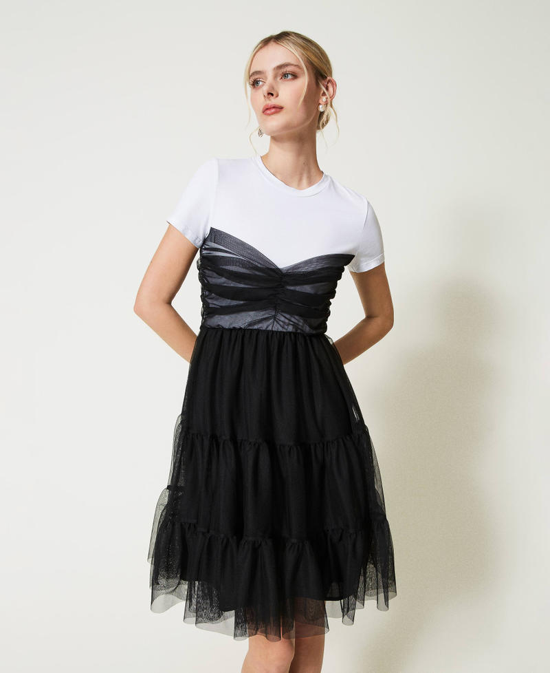 Kurzes Kleid aus Jersey und Tüll Zweifarbig Schwarz / Optisches Weiß Frau 231TQ2080-02