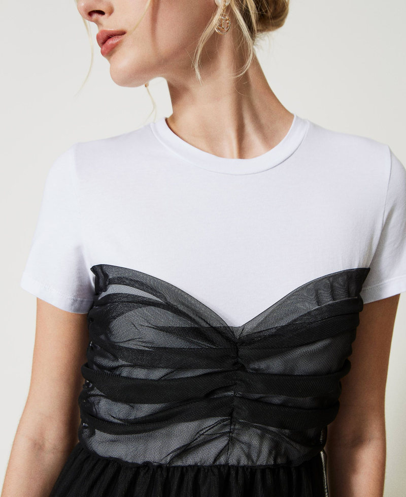 Abito corto in jersey e tulle