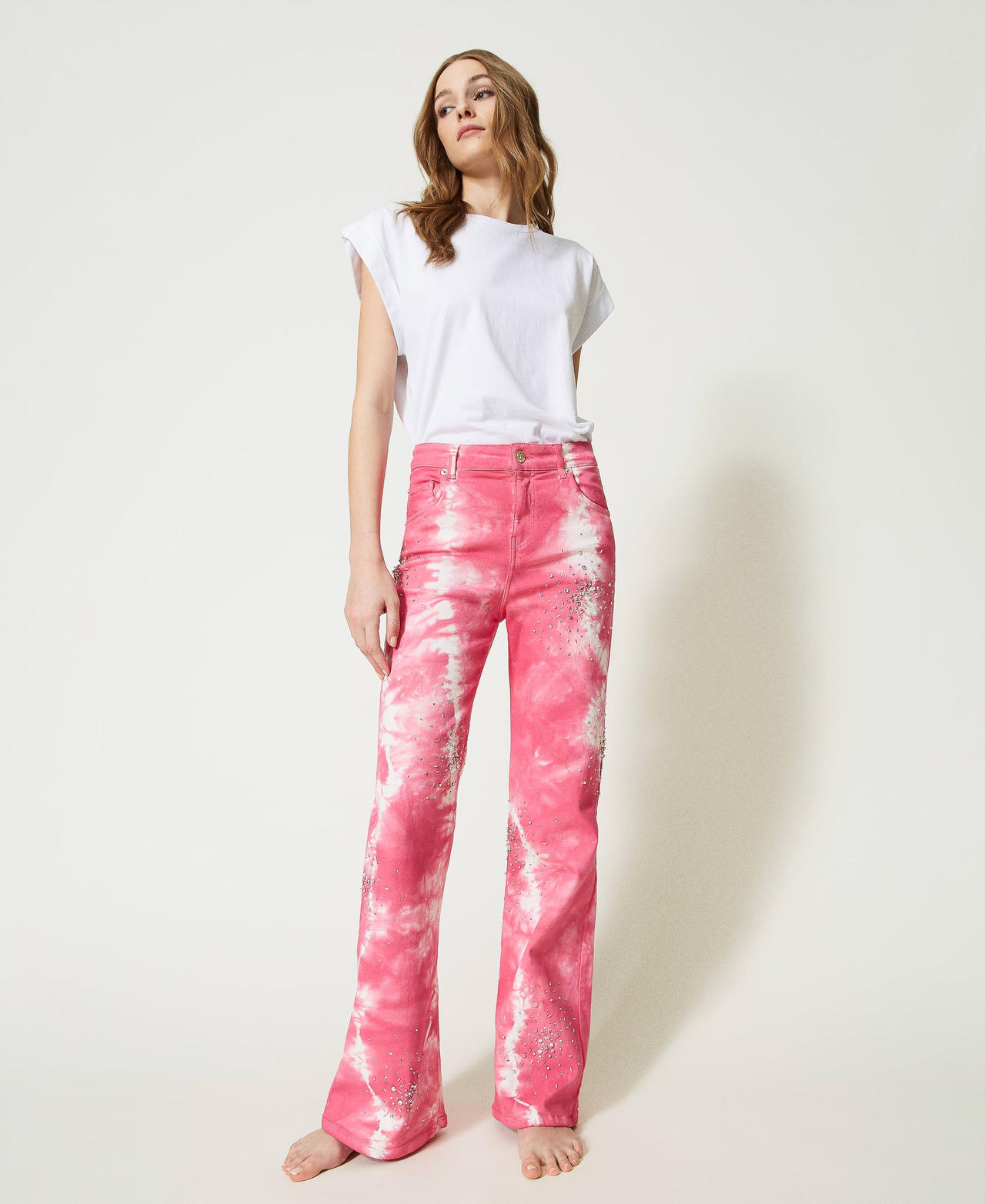 'Iris' tie-dye flared jeans with handmade embroideries Denim Pink Woman 231TQ2110-02