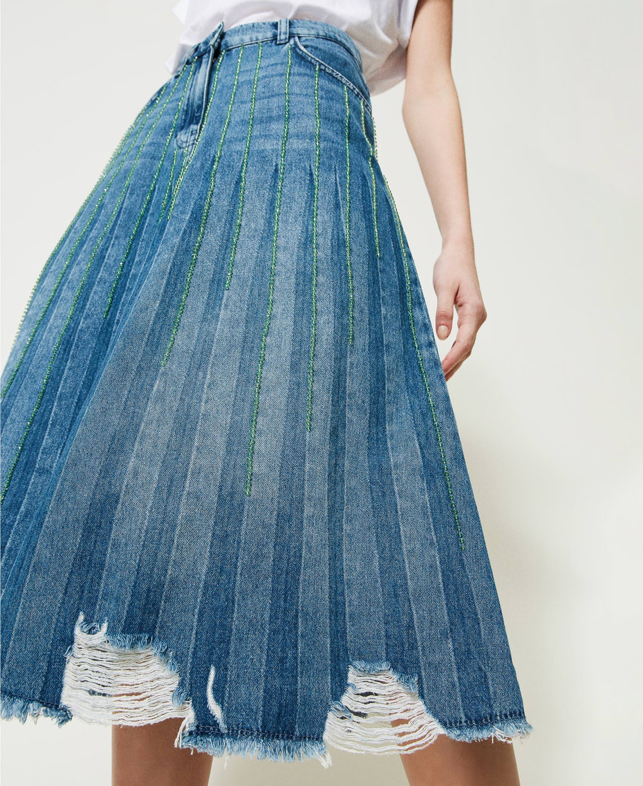 ’Viola’ denim skirt with handmade embroidery Denim Medium / Sky Blue Woman 231TQ2113-05