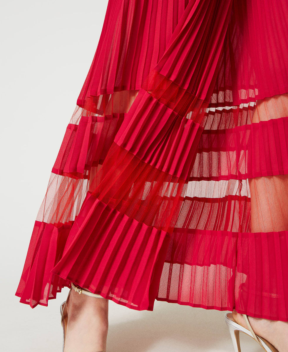Combinaison en cr&ecirc;pe georgette et tulle pliss&eacute;