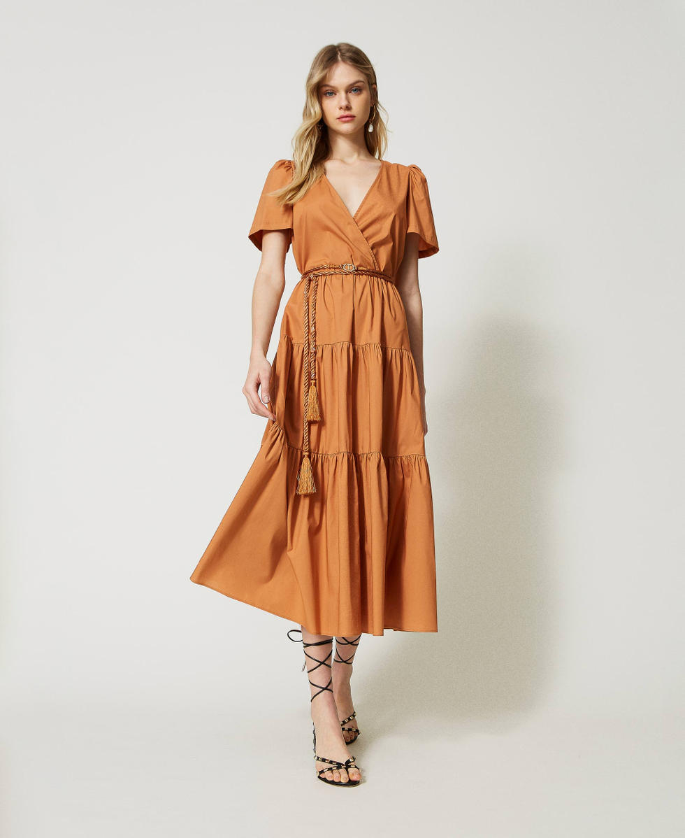 Robe longue en popeline avec volants fronc&eacute;s