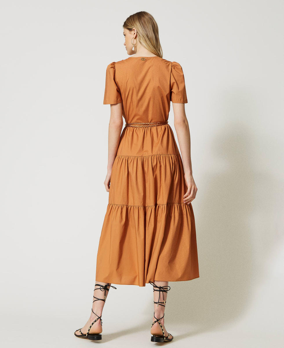 Robe longue en popeline avec volants fronc&eacute;s
