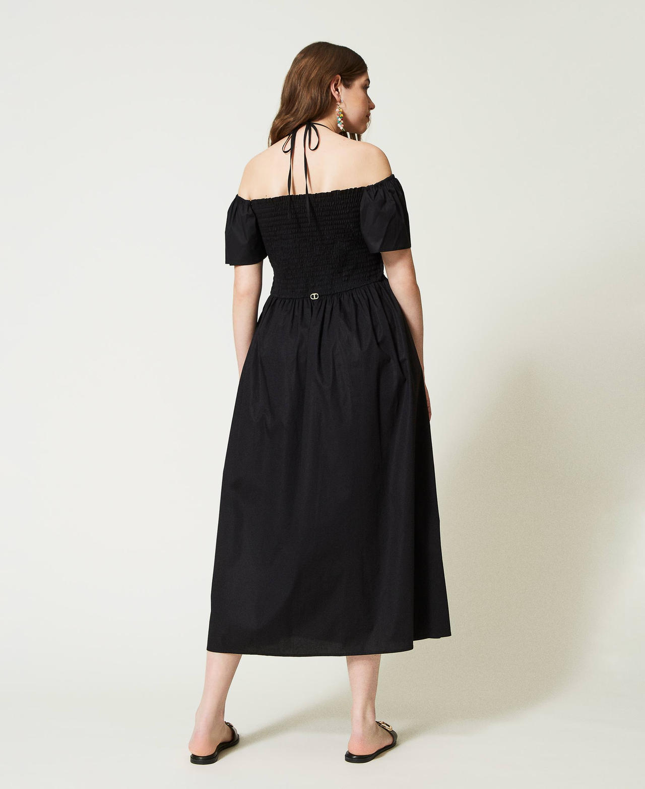 Abito lungo in popeline con cut-out