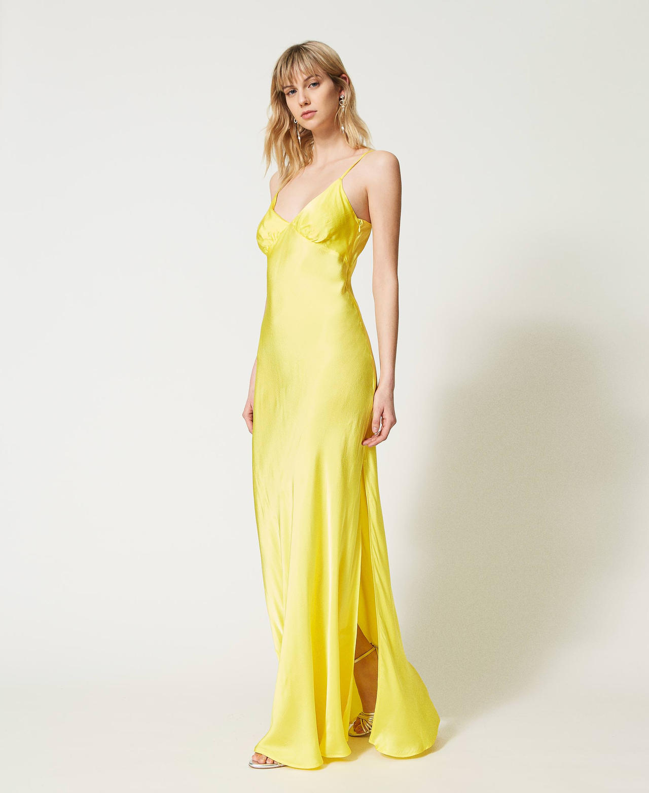 Long dress with satin shoulder straps