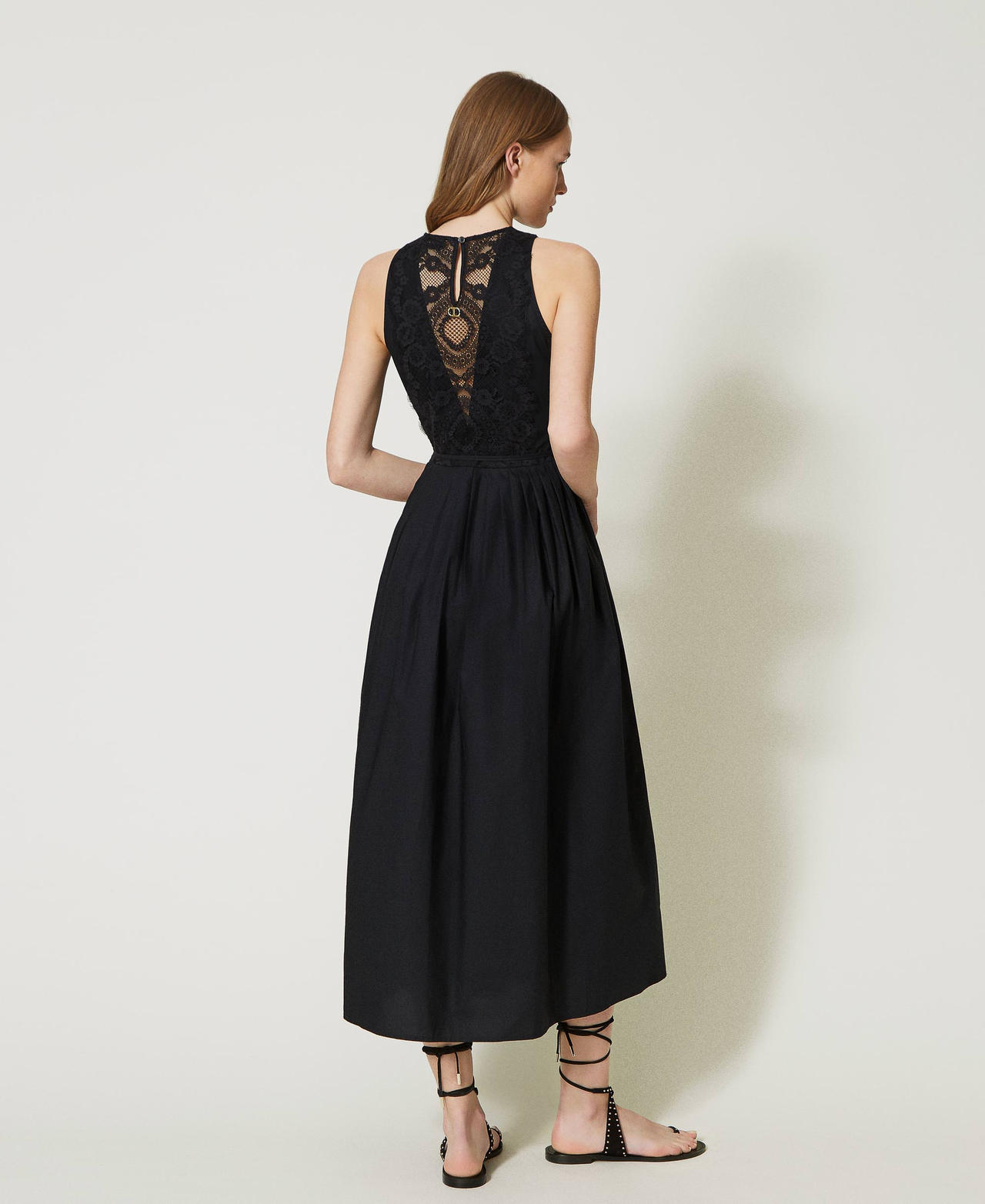 Long poplin and lace dress