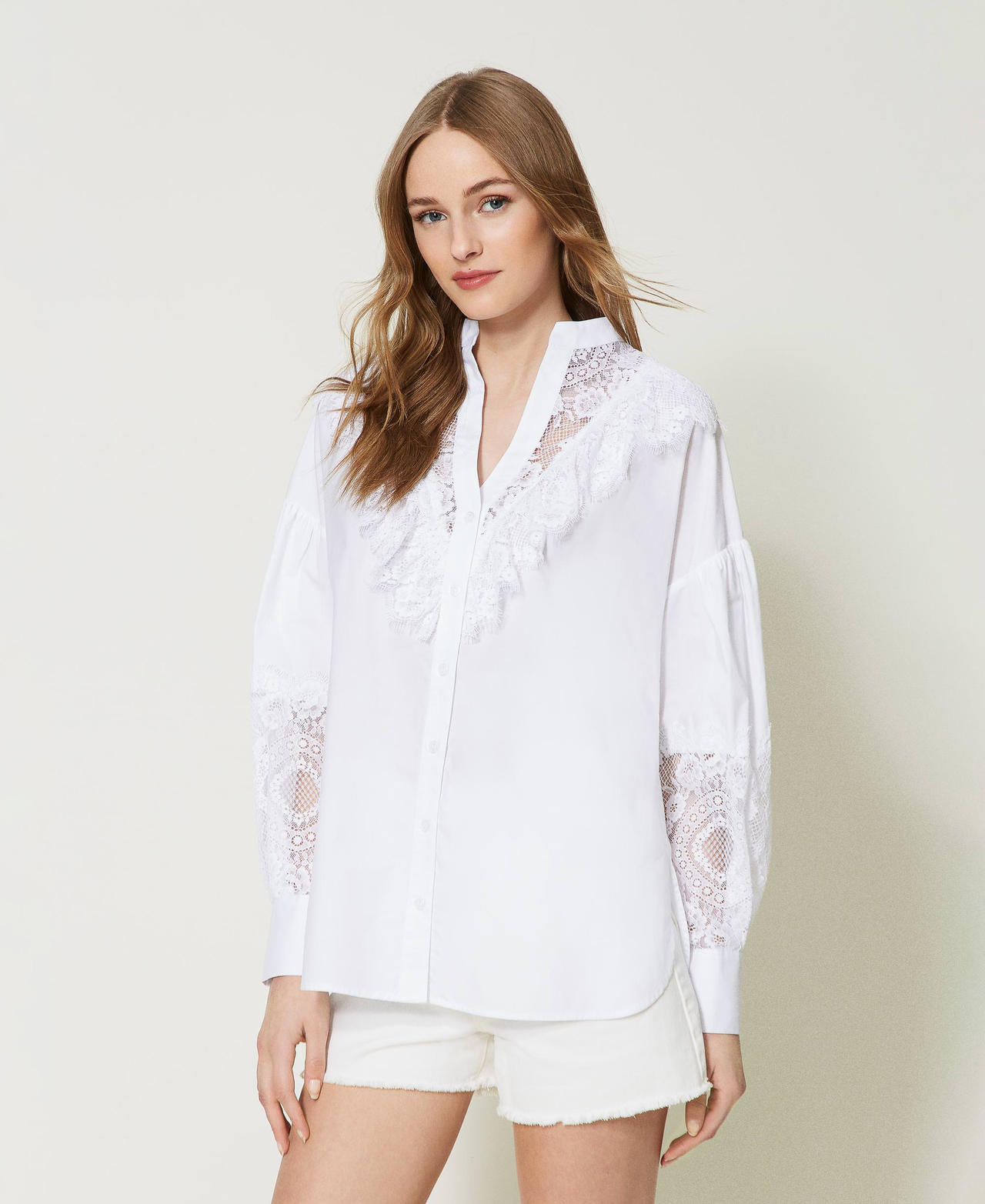 Chemise en popeline avec dentelle