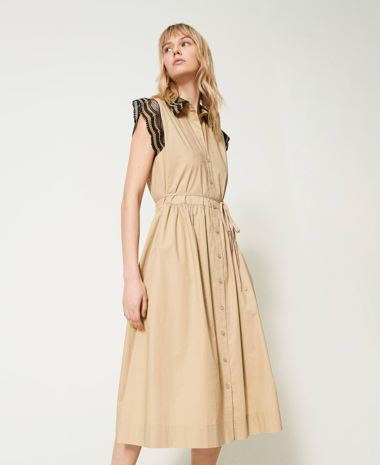 Robe chemisier longue en popeline avec dentelle bicolore