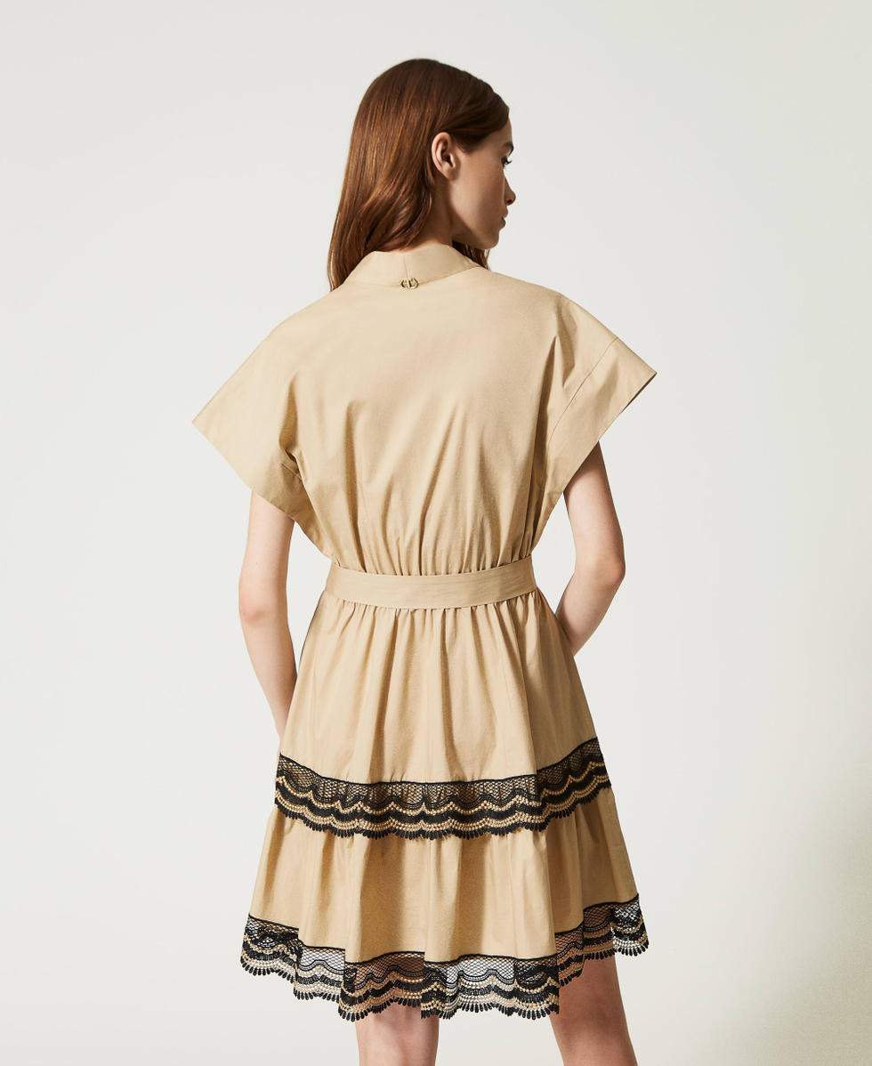 Vestido corto de popelina con encaje bicolor