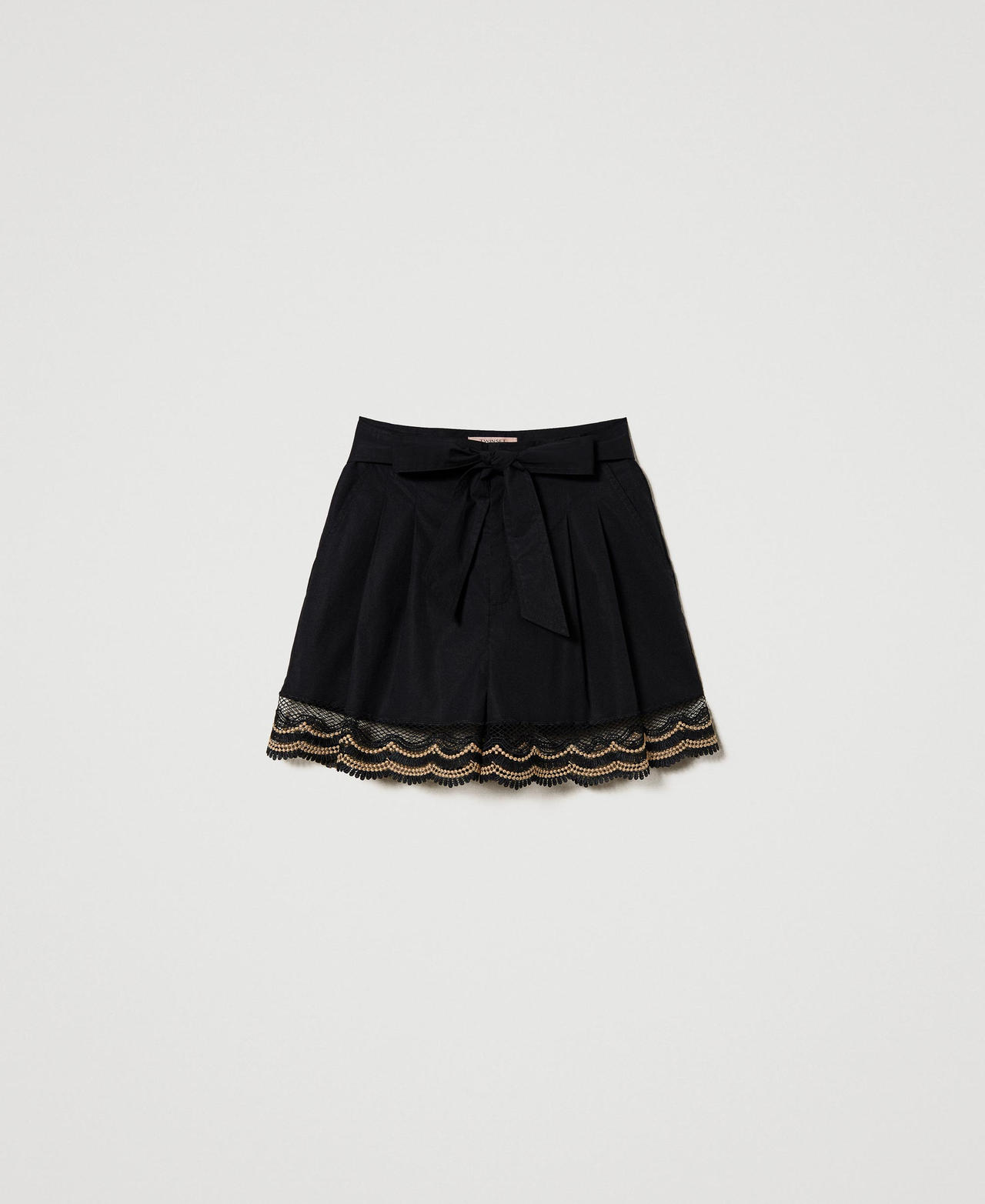 Shorts de popelina con encaje bicolor Bordado Negro / Beige Mujer 231TT2126-0S