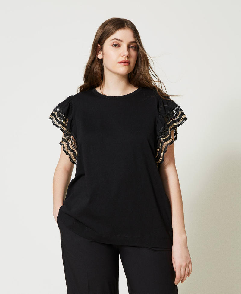 T-shirt avec bords en dentelle macramé bicolore Broderie Noir/Beige Femme 231TT2130-01