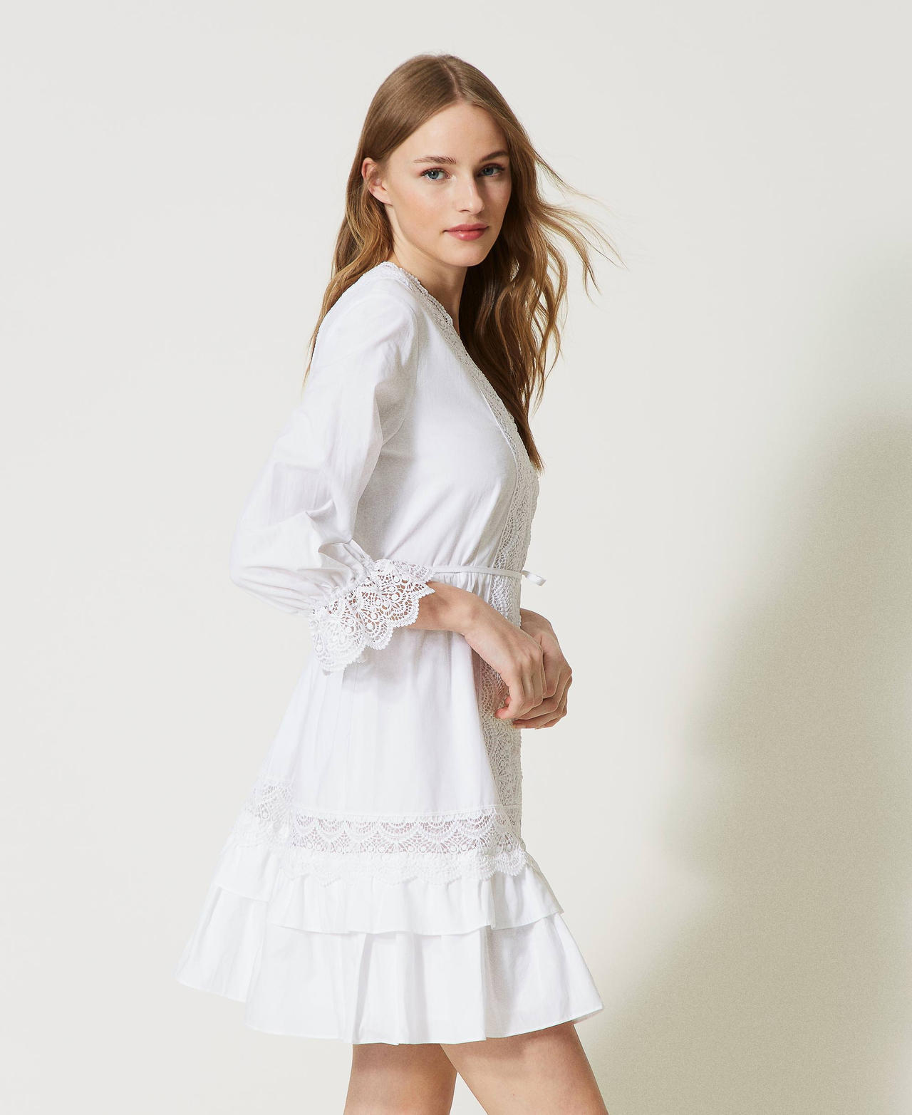Short poplin dress with lace White Woman 231TT2151-02